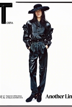 劉雯登上<T>中文版十月刊封面