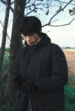 張垌演繹 Tommy Hilfiger 2025秋冬系列