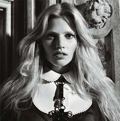 Lara Stone