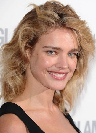 娜塔莉亞·沃佳諾娃(Natalia Vodianova)